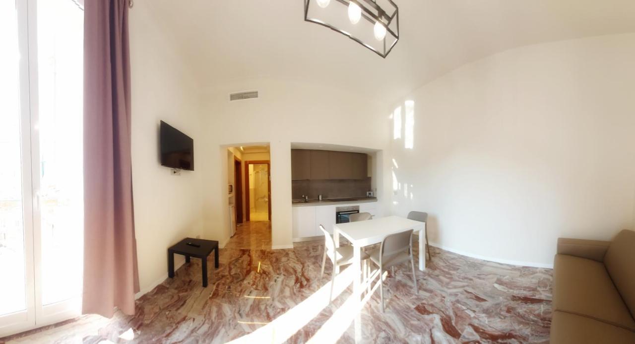 Le Due Piazze Apartment Genoa Bagian luar foto