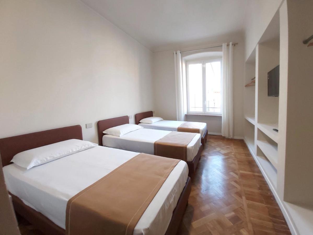 Le Due Piazze Apartment Genoa Bagian luar foto