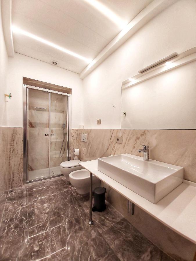 Le Due Piazze Apartment Genoa Bagian luar foto